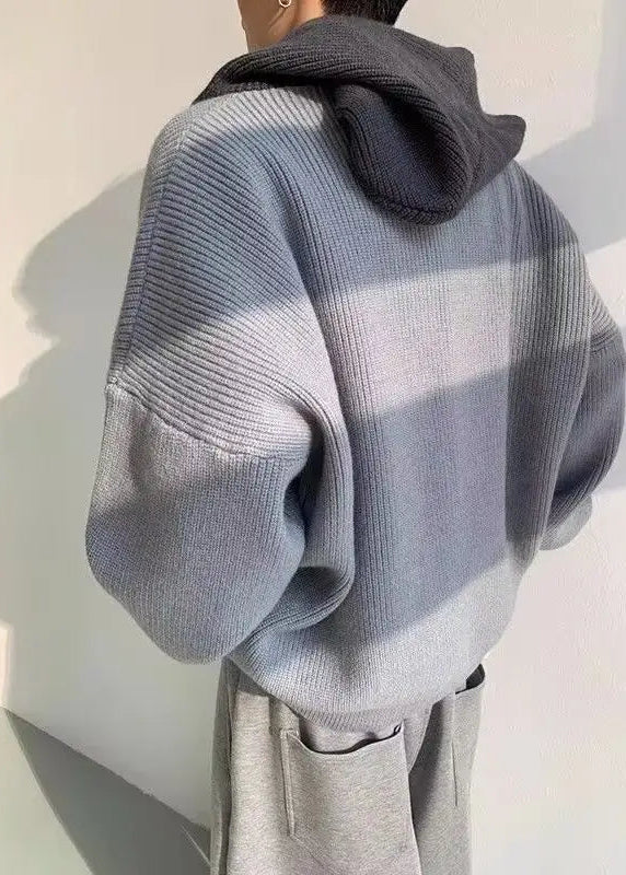 Gray Sweater Retro/Modern